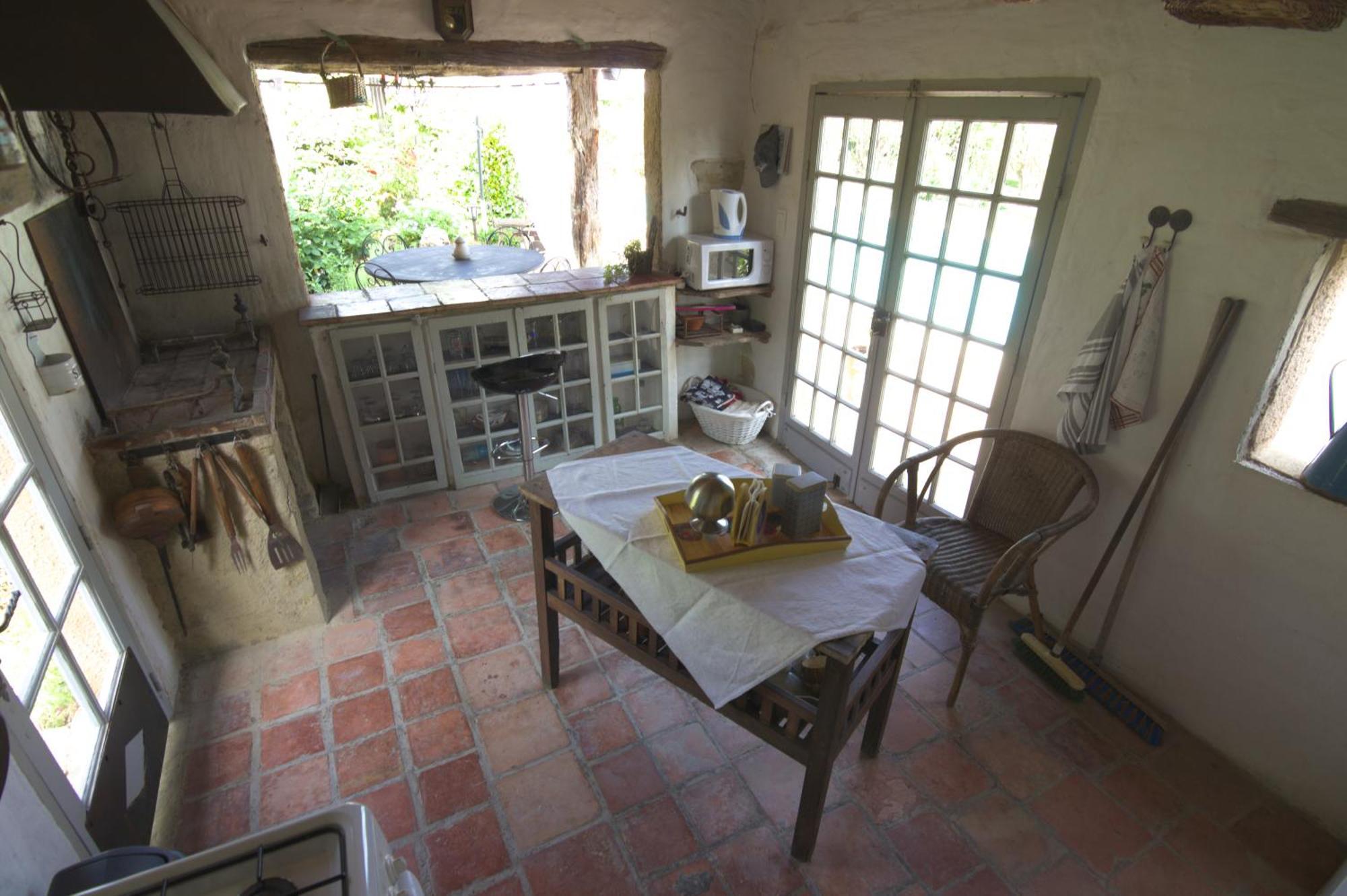 Au Bel Air Bed & Breakfast Clermont-Pouyguilles ภายนอก รูปภาพ