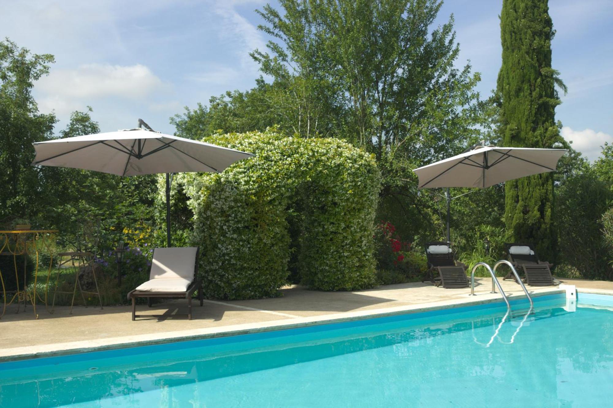 Au Bel Air Bed & Breakfast Clermont-Pouyguilles ภายนอก รูปภาพ