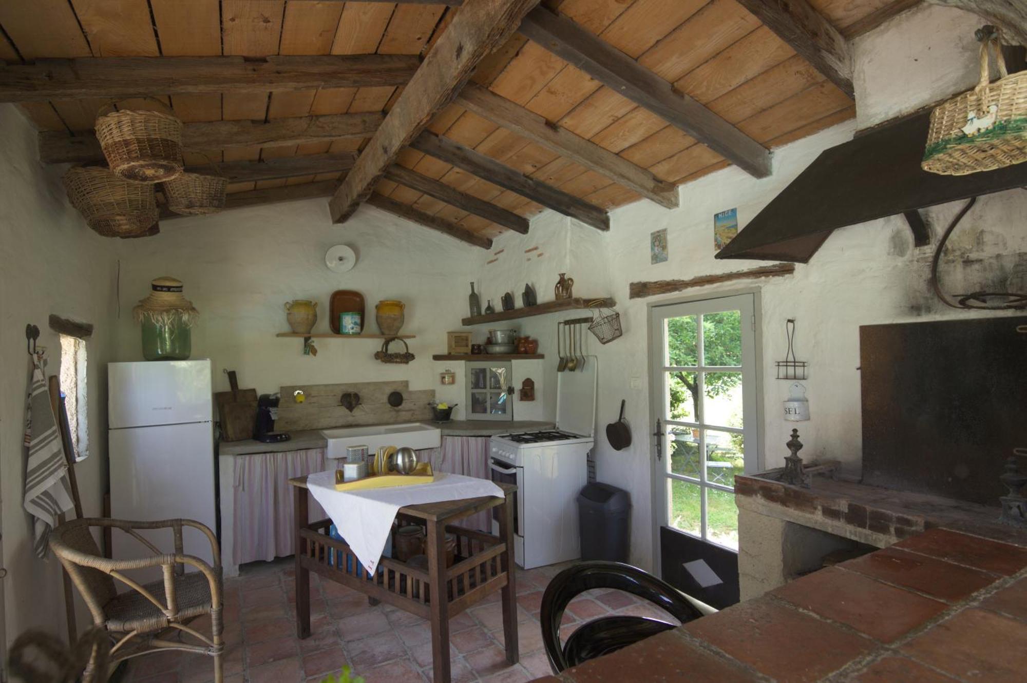 Au Bel Air Bed & Breakfast Clermont-Pouyguilles ภายนอก รูปภาพ