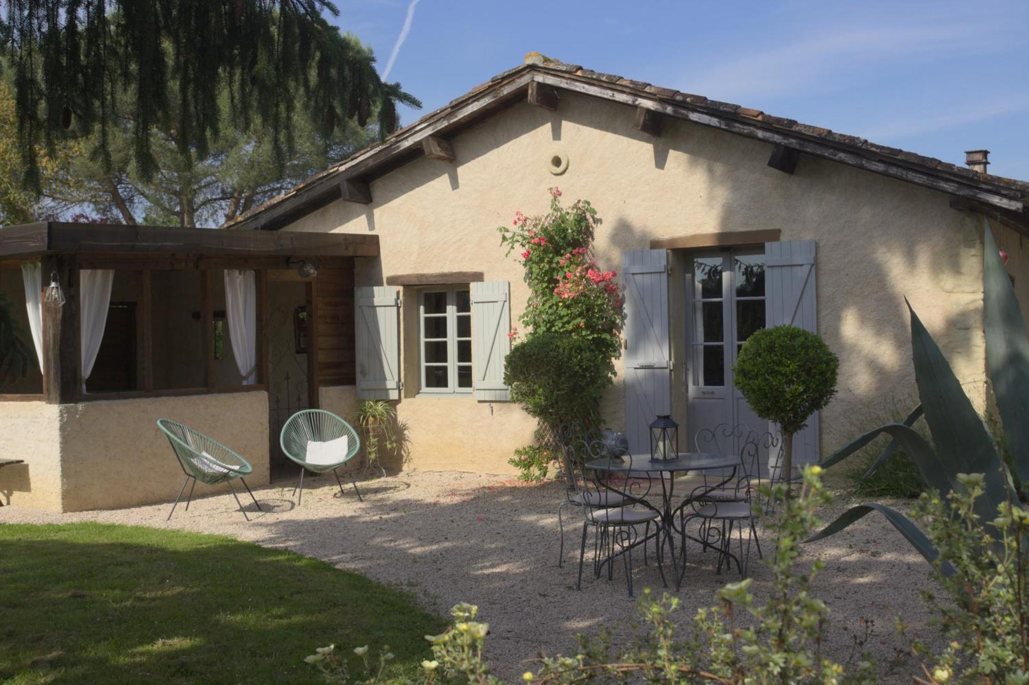 Au Bel Air Bed & Breakfast Clermont-Pouyguilles ภายนอก รูปภาพ
